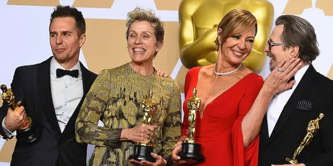 oscar-winners-hug-ap-thg